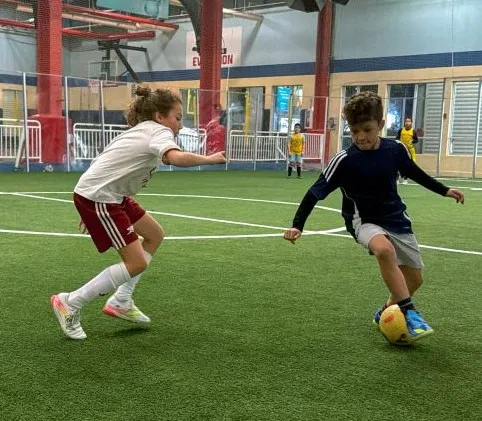 Playing Stars (9-12 yrs)